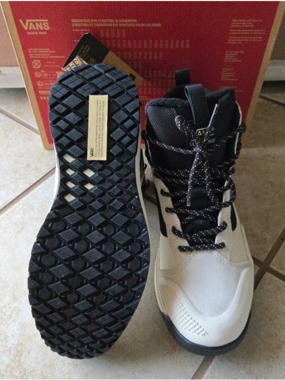 Vans Ultrarange Exo Hi Mte2 Women Size 9 Black And White Hiking Boot 0826 - Picture 5 of 8